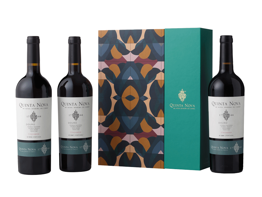 
                  
                    Quinta Nova Unoaked Tinto (conjunto)
                  
                